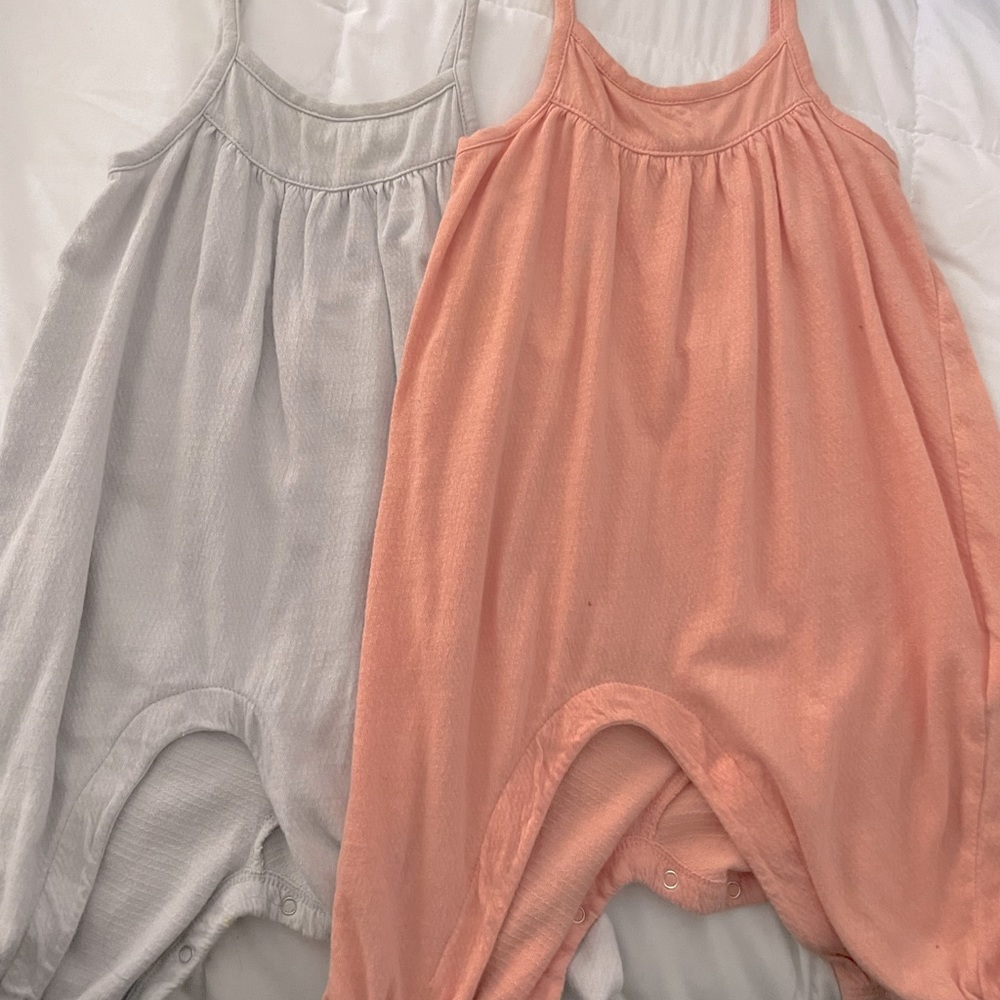 Two Old Navy, lightly worn pant suit. 6-12 months